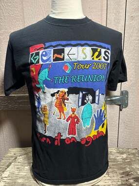Genesis Black T-Shirt Size Medium Official band Tee phil collins 2007 Unworn New
